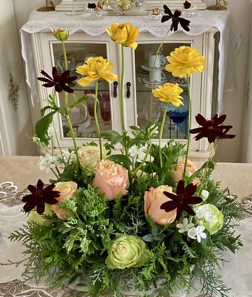 Flower  arrangement
Vegetative  arrangement
warm color
