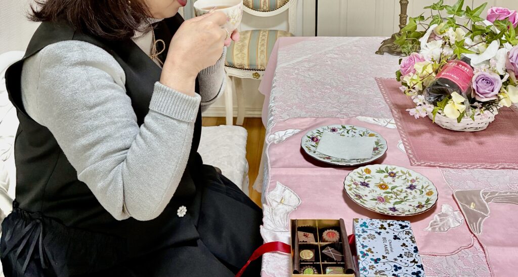 Flower arrangement Lesson
tea time